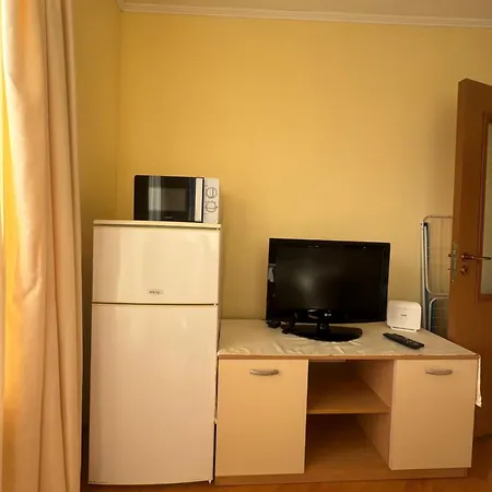 Yassen - Apartma 41 S Vyhledem Na Bazen Napospart